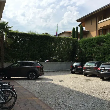 B 2* Bardolino