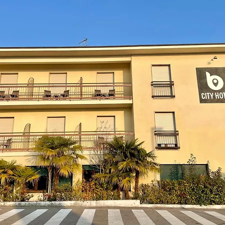 B Hotell