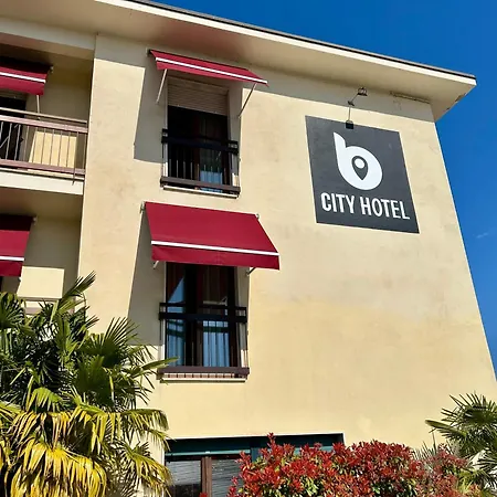 Hotell B 2*