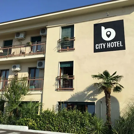 B Hotell Bardolino